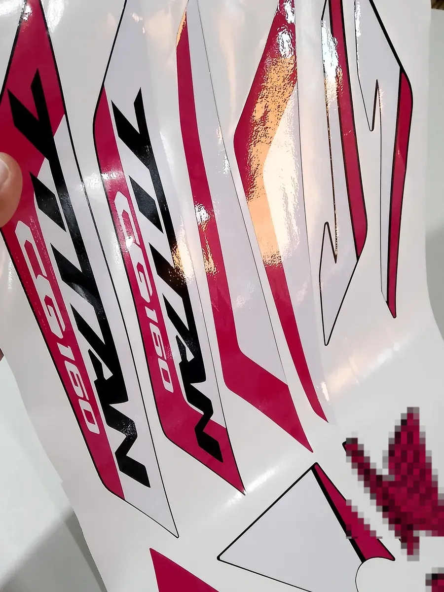 D_NQ_NP_2X_910493-MLB92031437860_092025-F-kit-faixas-adesivos-emblemas-para-titan-160-2025-2026